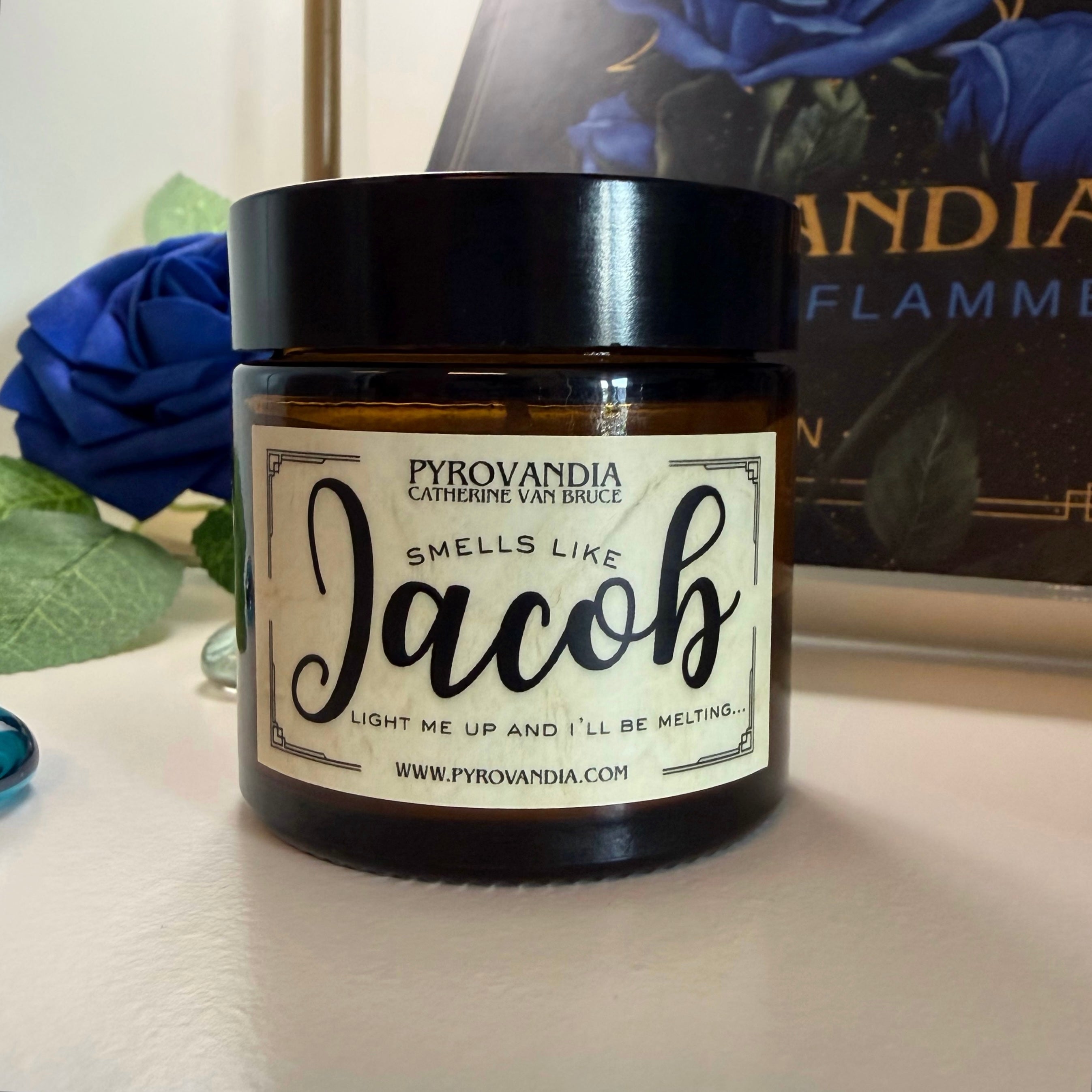 Buchkerze | "Smells like Jacob"